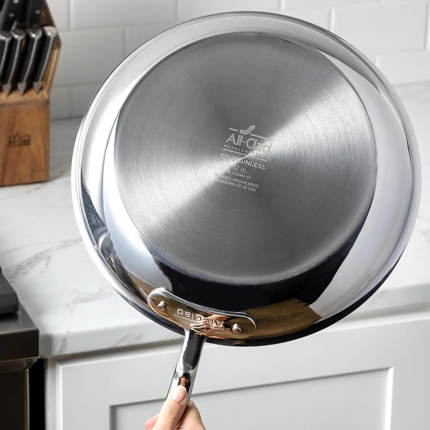 All-Clad D3 3-Ply Stainless Steel Sauce Pan 1 Quart Induction Oven Broiler Safe 600F Pots and Pans, Cookware Silver