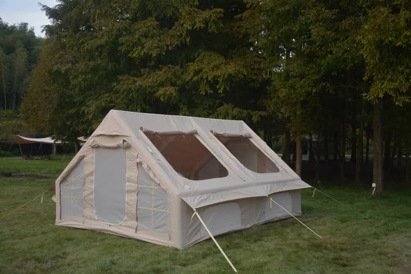 Cozy Glamping Tent - Easy Setup, Weatherproof Comfort!