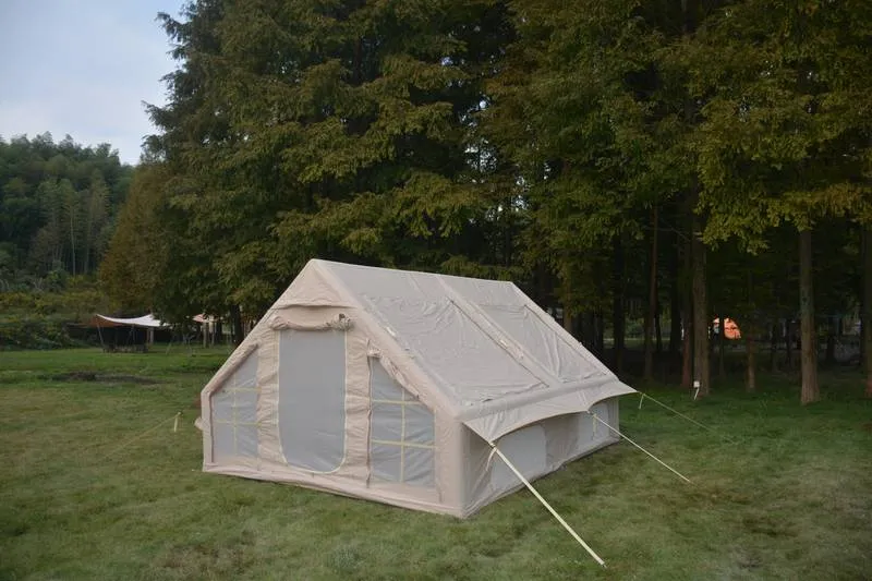 Cozy Glamping Tent - Easy Setup, Weatherproof Comfort!