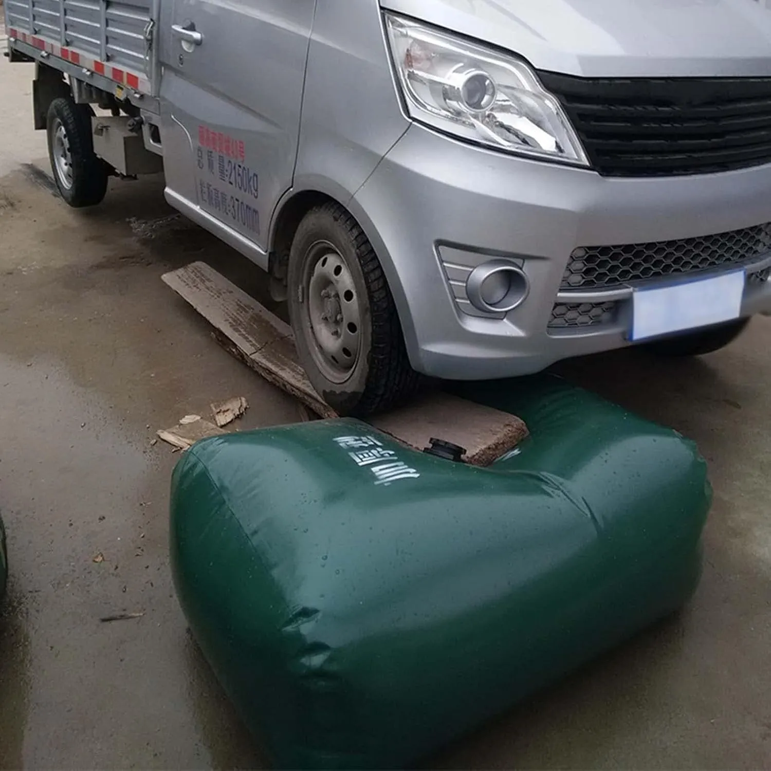 Foldable 1000L Water Storage Bag with Faucet, PVC Outdoor Rainwater Tank, Flexible Transport Water Bag for Drought, Agriculture, Emergency Use(2000L: 2 * 1.25 * 0.8m)
