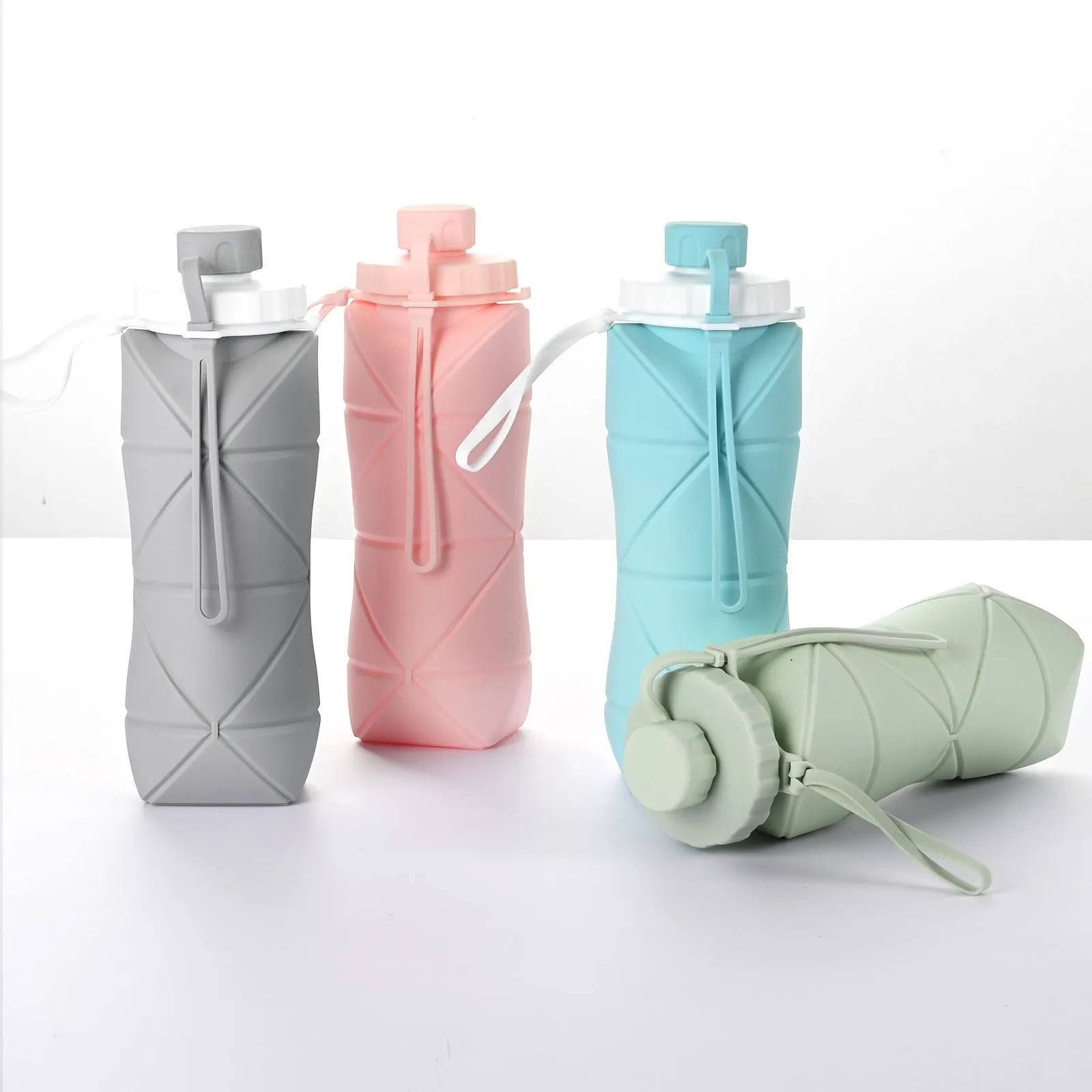 Grey 600ml Silicone Folding Water Bottle - Eco-Friendly Collapsible Travel Bottle