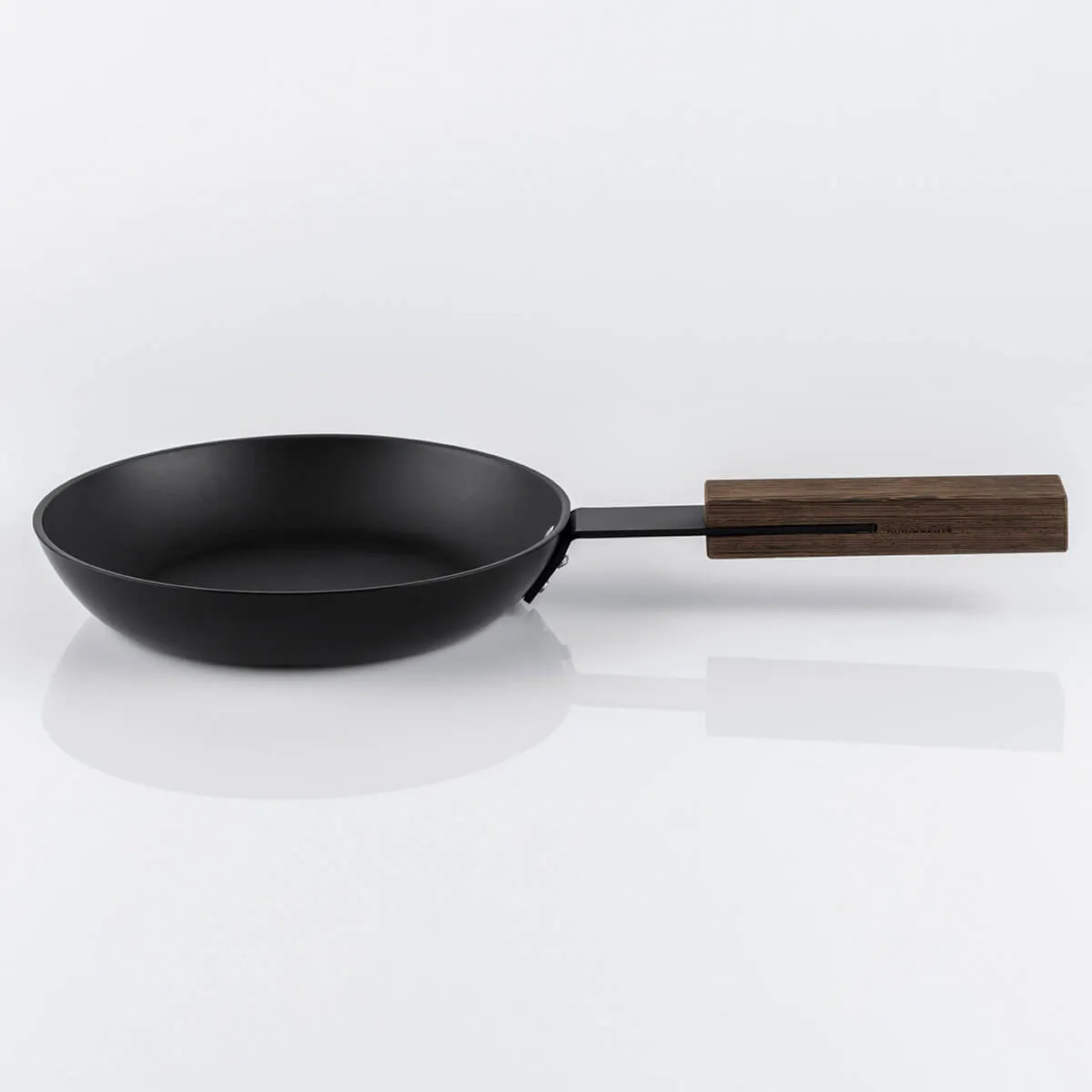 KnIndustrie Black Pan - black aluminium