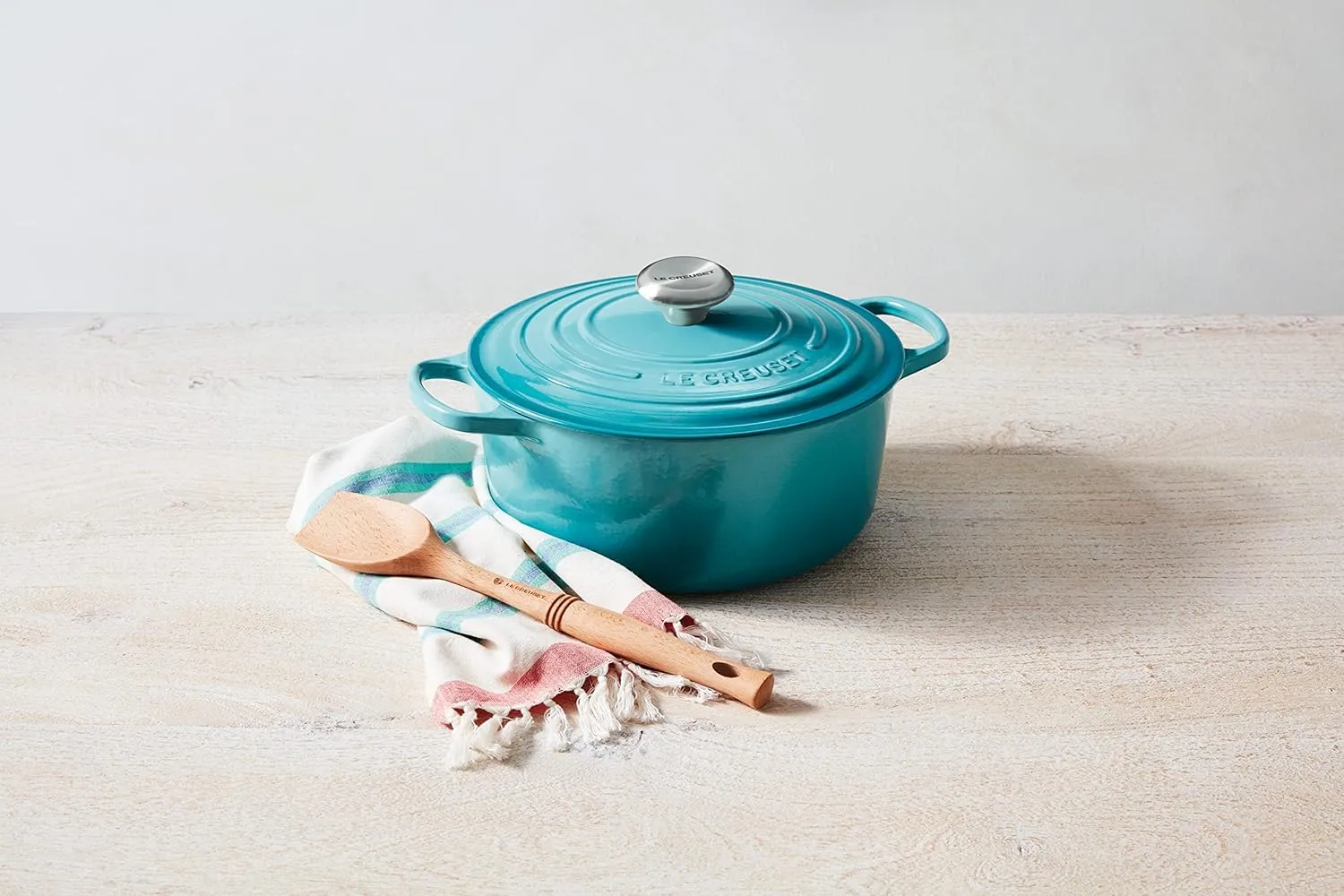 Le Creuset Signature Enameled Cast Iron Round Dutch Oven, 5.5qt., Caribbean