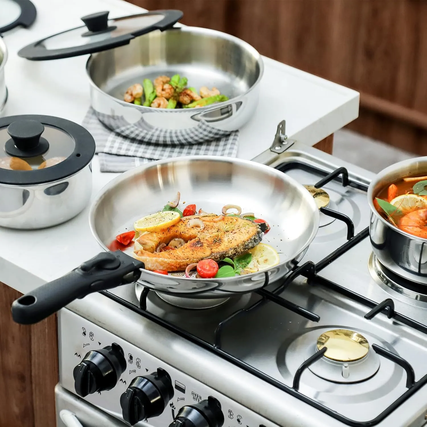 ROYDX 3-Ply Pots and Pans Set,18/10 Stainless Steel Cookware Set with Detachable Handles,PFOA Free, Frying Pan,Saucepans with Lid for All Stoves, Dishwasher and Oven Safe, Camping