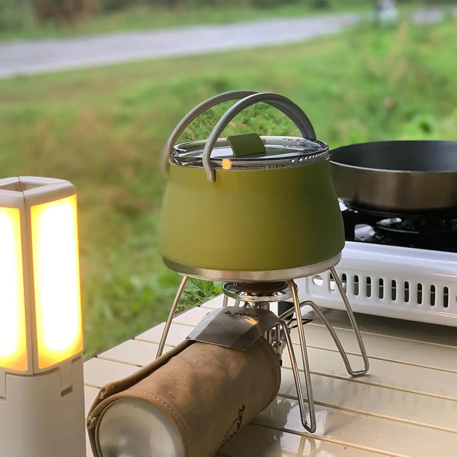 Silicones Cooking Pot, Collapsible Camping Silicone Cooking Pot, Heat-Resistant Stainless Steel & Silicone Camping Pot – Portable Cookware for Outdoor Cooking and Travel Meals (Dark Green)